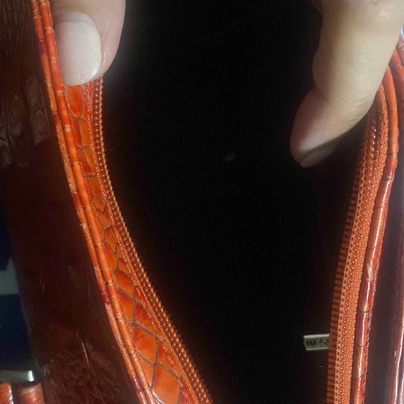 Maroon leather shoulder bag. Have only used once. - Picture 3 of 3